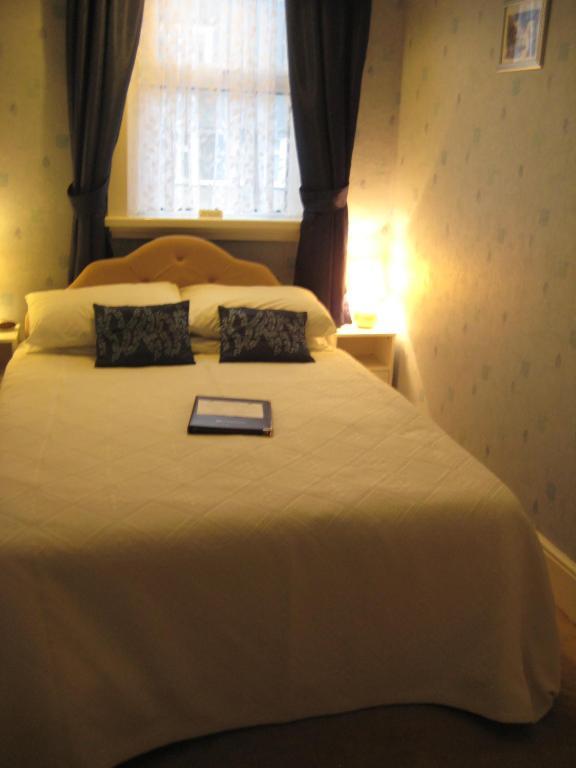 Palm Court Bed & Breakfast Weymouth Oda fotoğraf